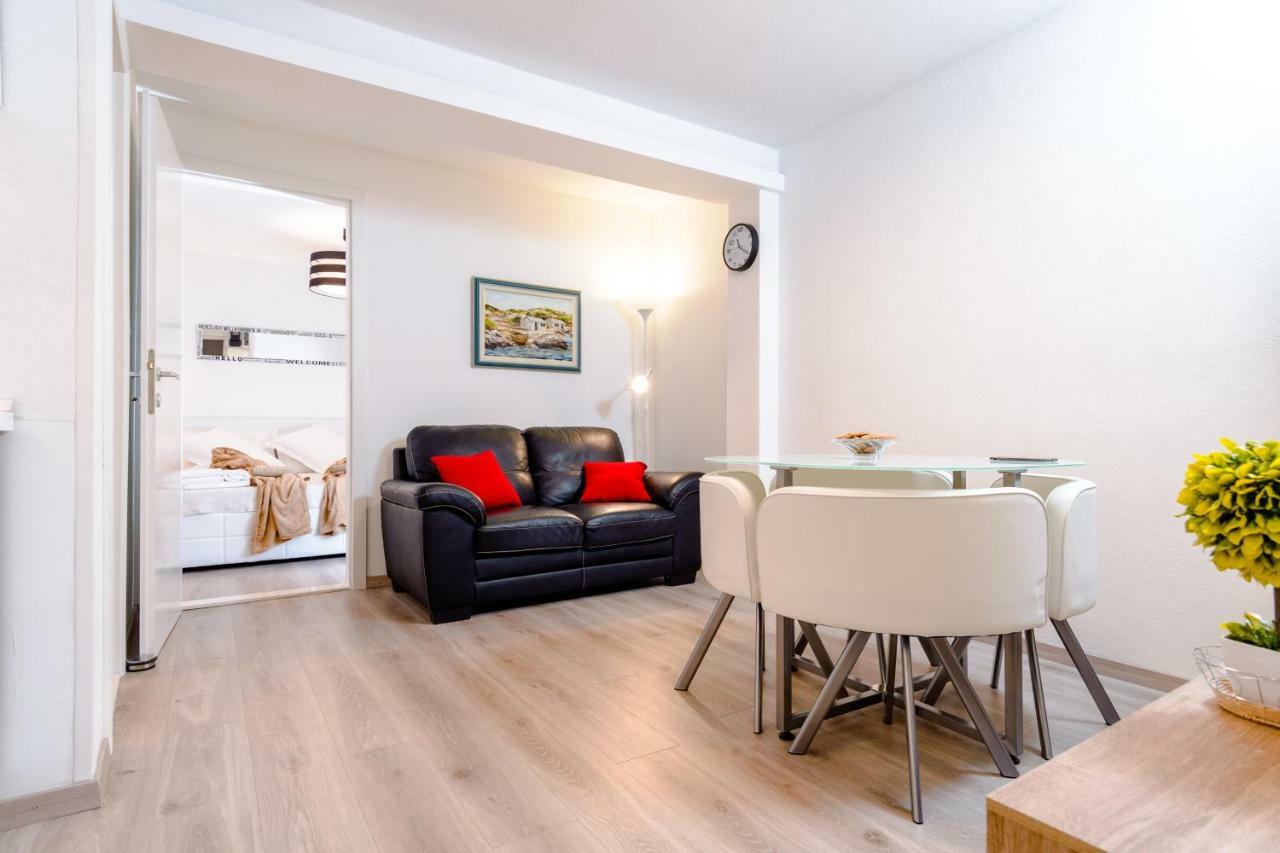 2 Apartmans "Metro" And "Gum" Apartment Сплит Екстериор снимка