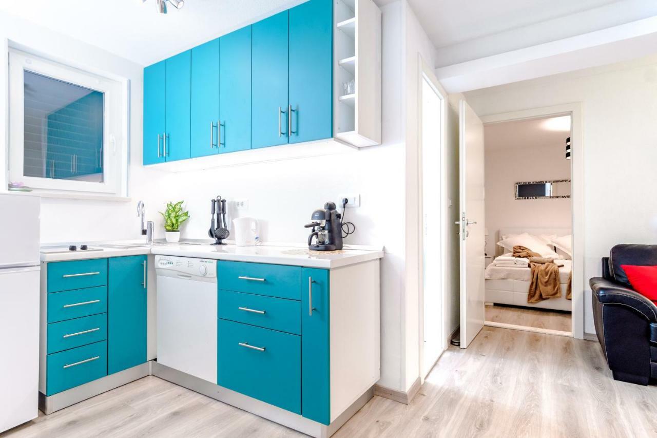 2 Apartmans "Metro" And "Gum" Apartment Сплит Екстериор снимка